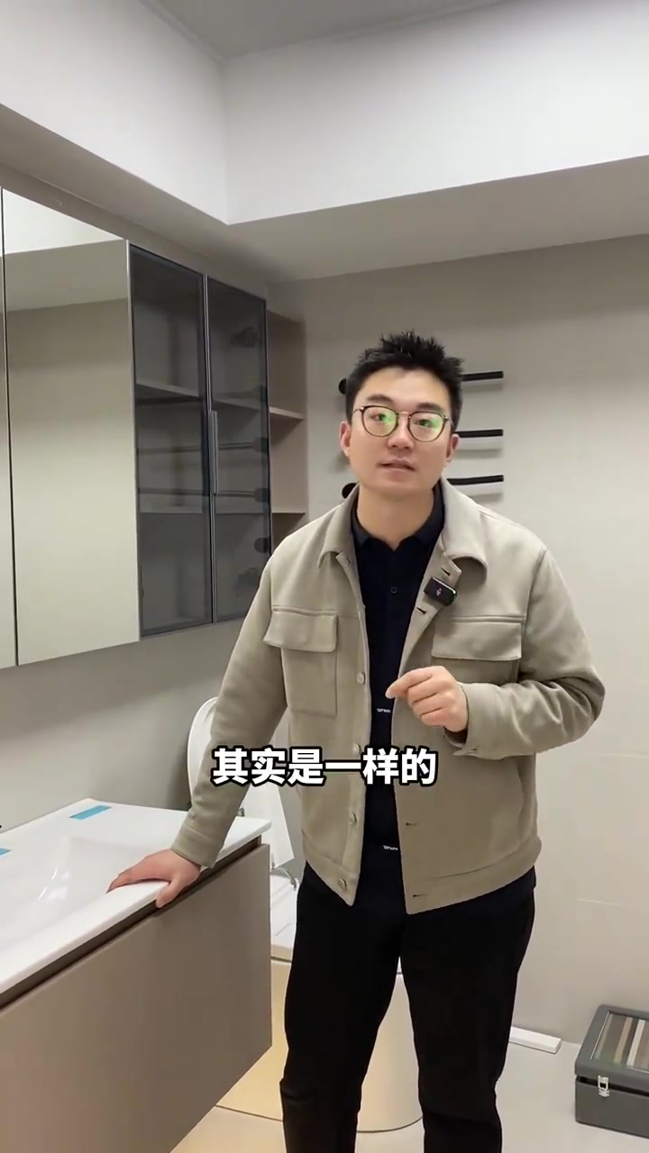 厨房台面高度可不是随便定的!跟身高匹配,符合人体工程学,才能让下厨幸福感直线上升!弯腰切菜