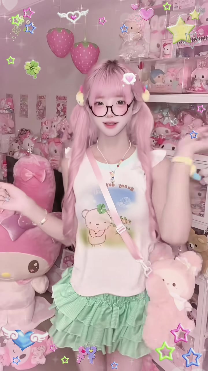 累累嘟,萌系双马尾可爱造型