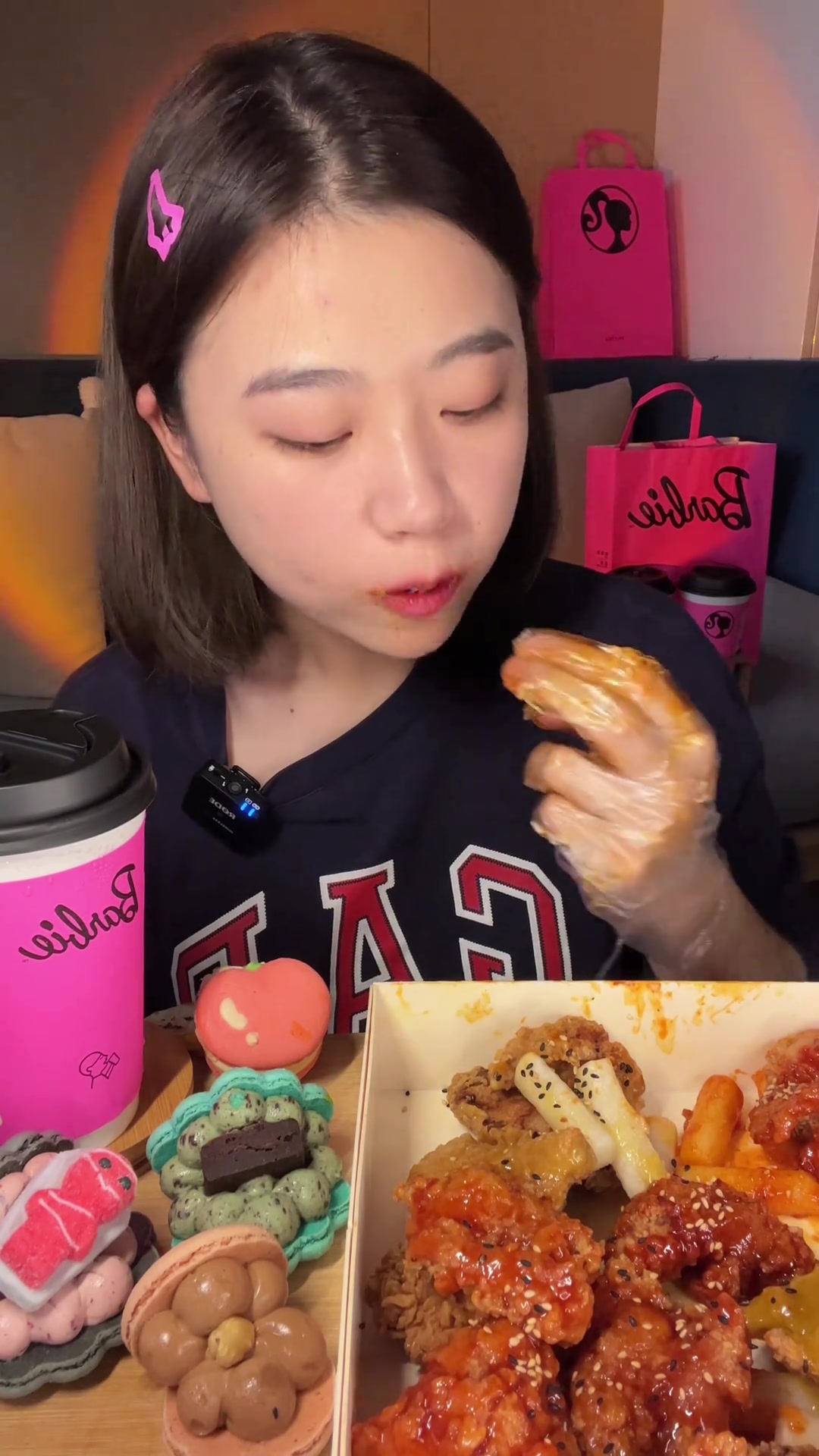 想向全世界安利火鸡面热狗!热狗炸鸡马卡龙奶茶快乐