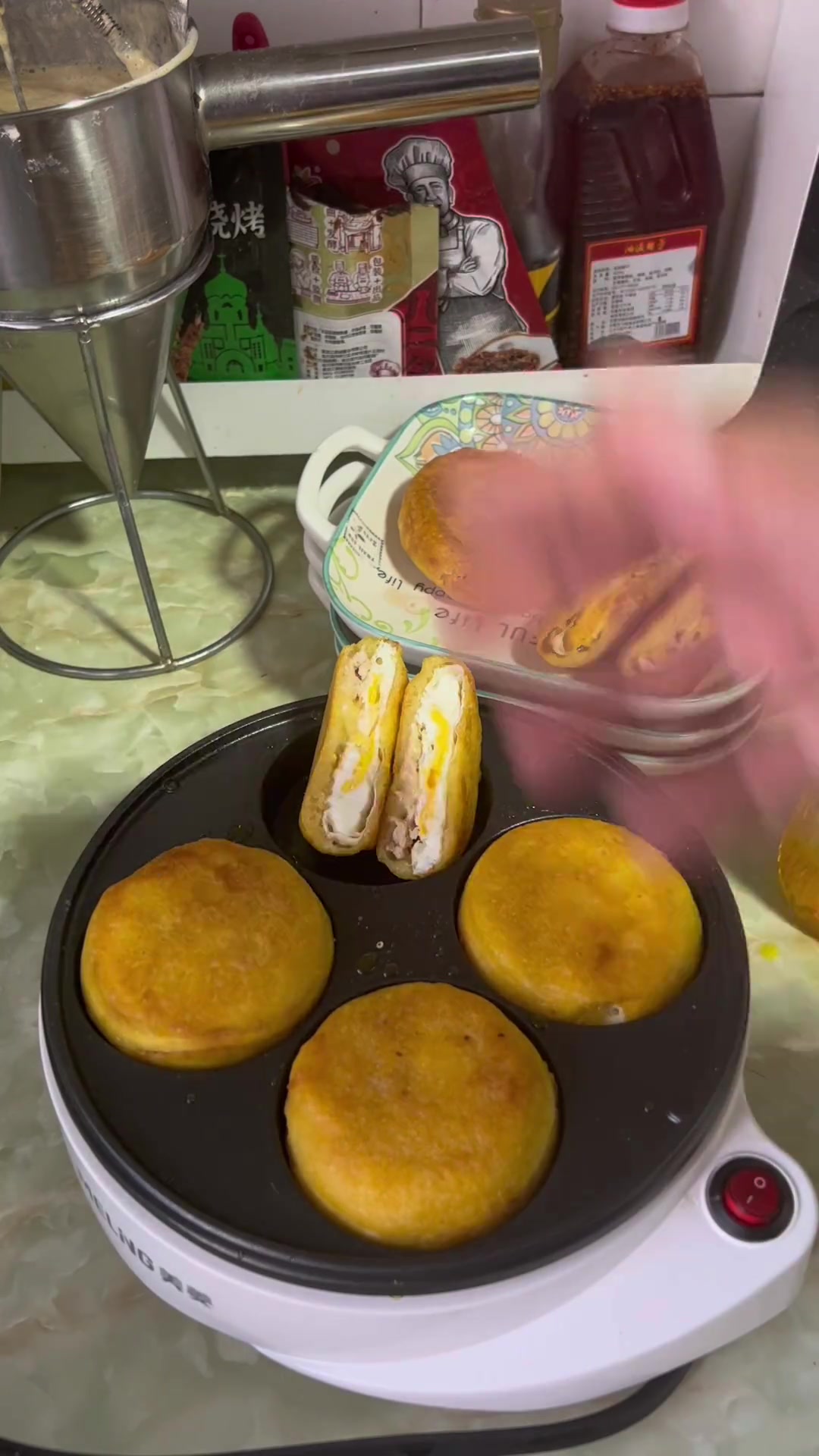 美菱电加热鸡蛋汉堡锅!鸡蛋汉堡的全套配方来了!