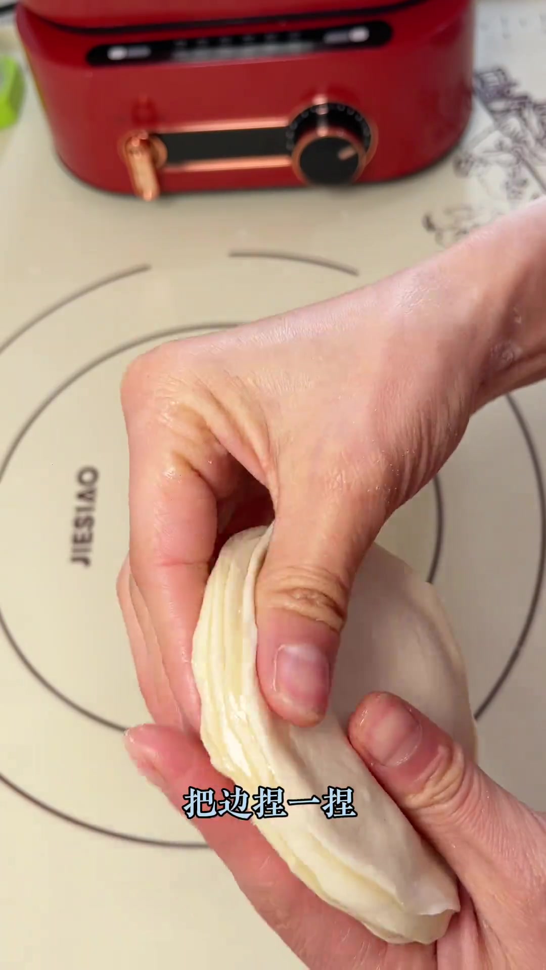 以后想吃土豆丝卷饼您就像我这么做，皮薄酥脆，真的太香了