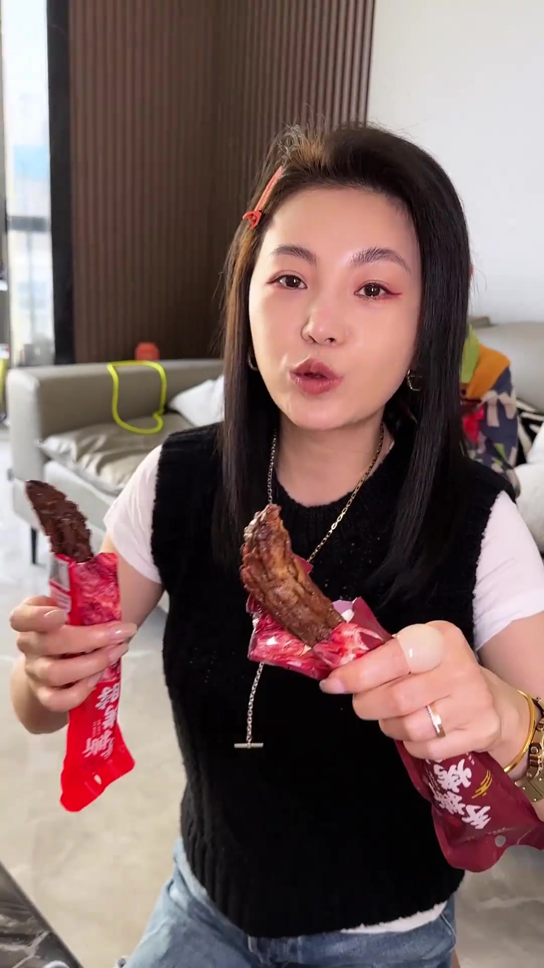 烤鸭脖是真的好吃啊