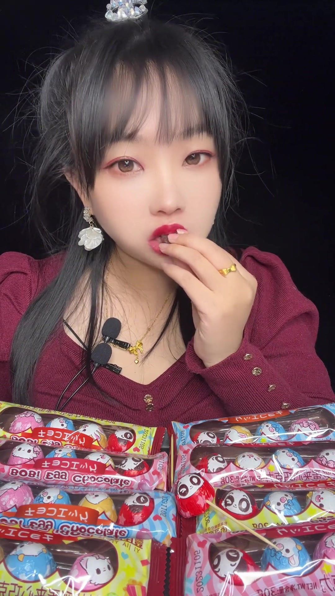 吃超可爱卡通巧克力,有粉猫咪、玉龟狗、小兔熊猫夹心