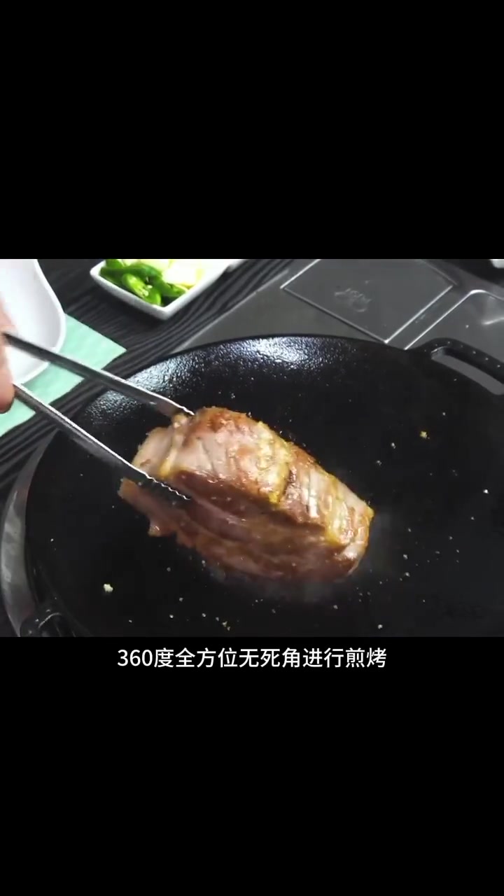 韩思聪吃大肥猪肉,太香了,正宗韩式烤肉