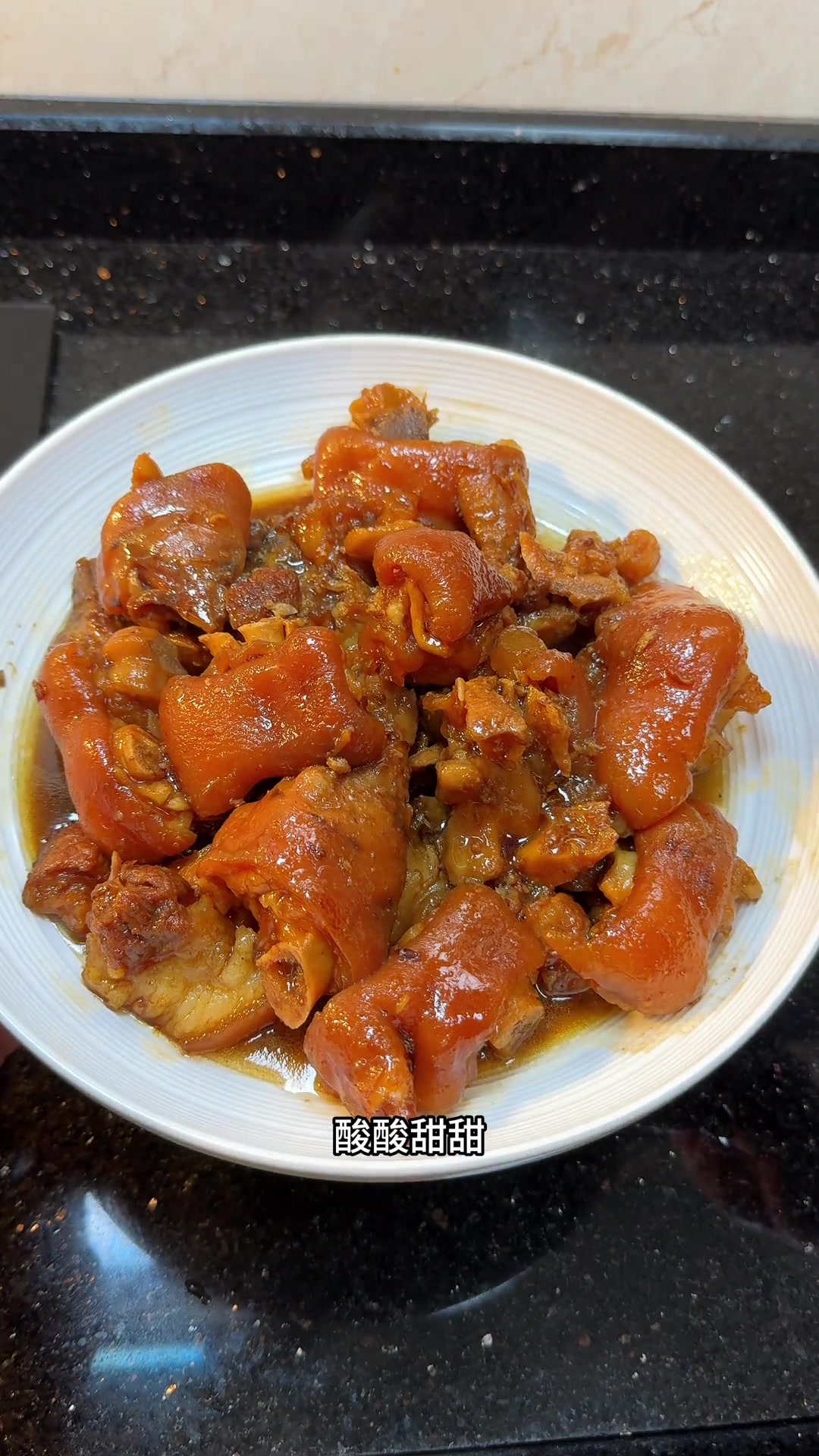 吃饭啦!福建普通家庭的午餐～一家四口,三菜一汤的幸福能量!