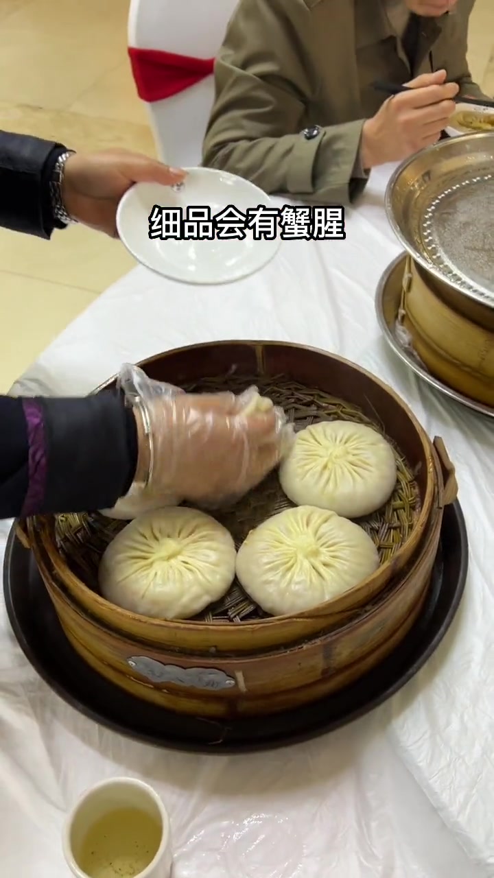 长江吃春指南小吃篇,靖江蟹黄汤包,江阴刀鱼馄饨(南之缘,陶兴宝,摇头)