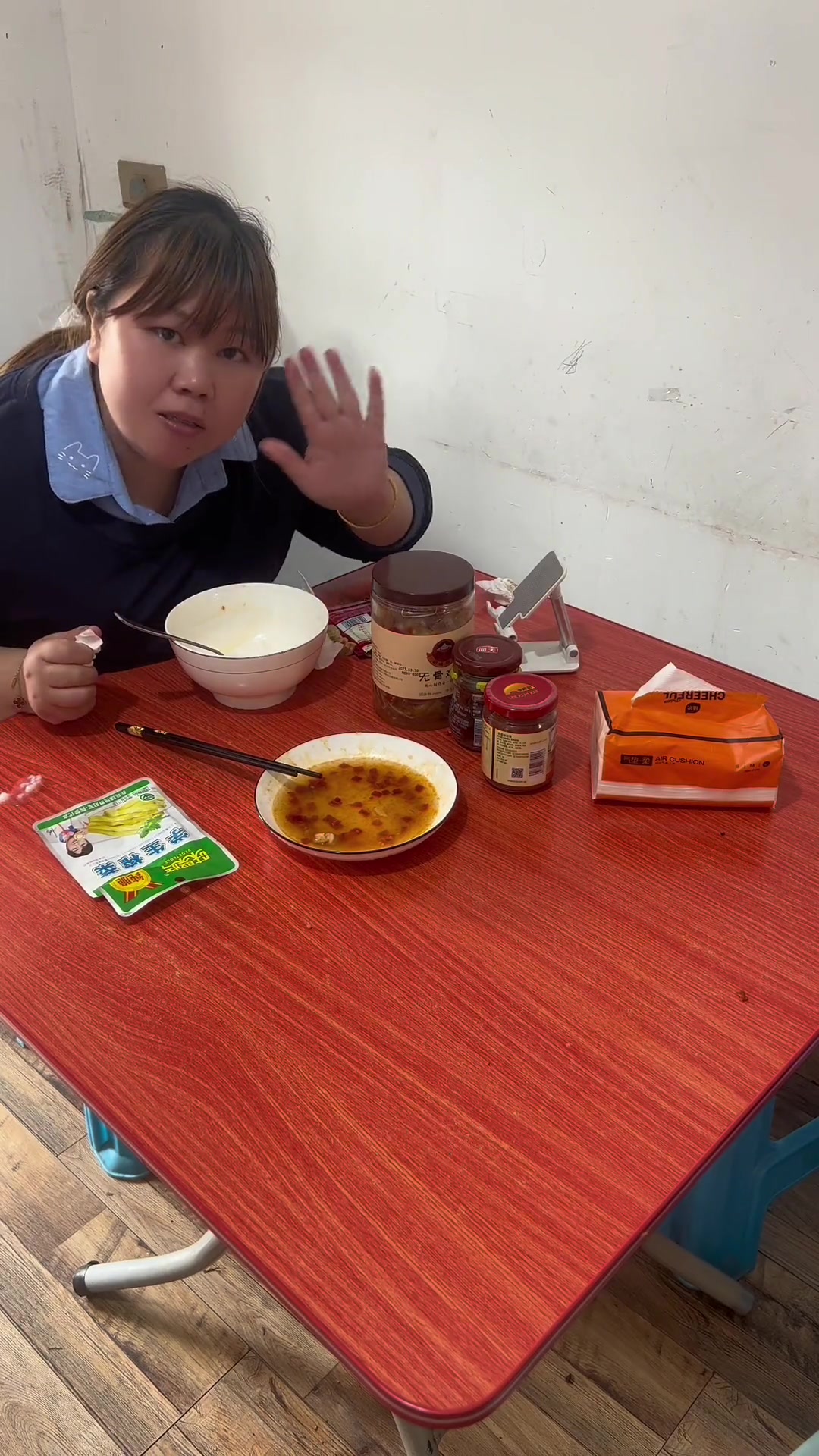 今日份早餐午饭!白粥配榨菜鸡爪,学生榨菜超好吃!