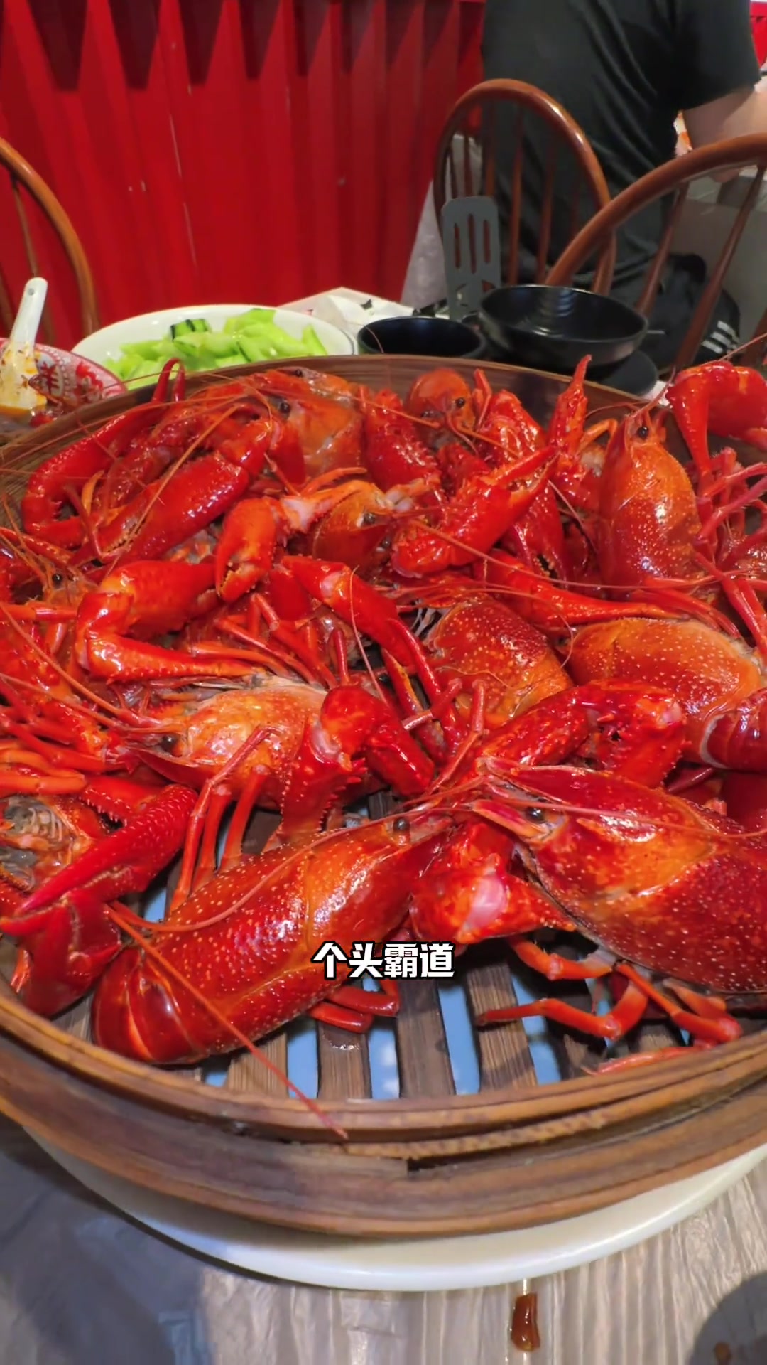 吃小龙虾哪有不晓得这家的,成都人就好这一口!