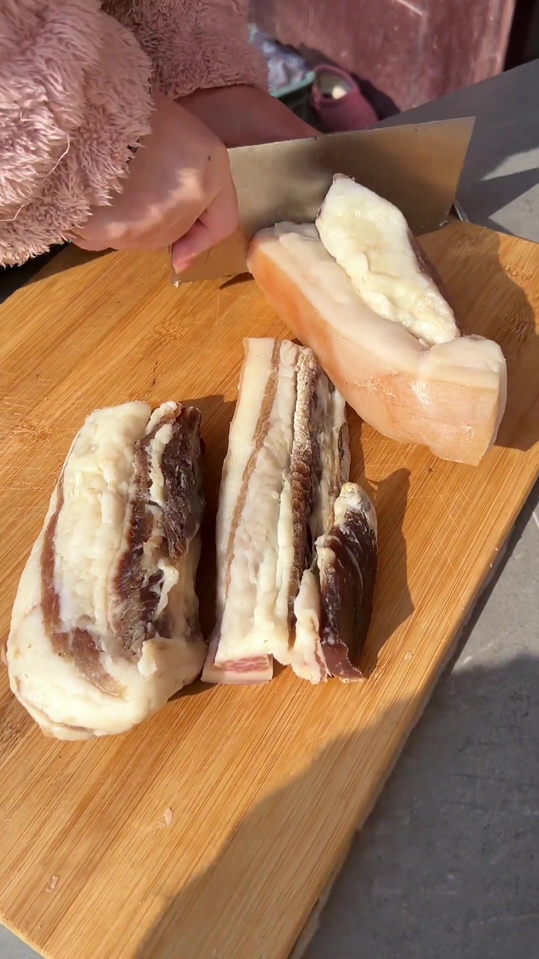 今天分享安徽咸肉的腌制方法