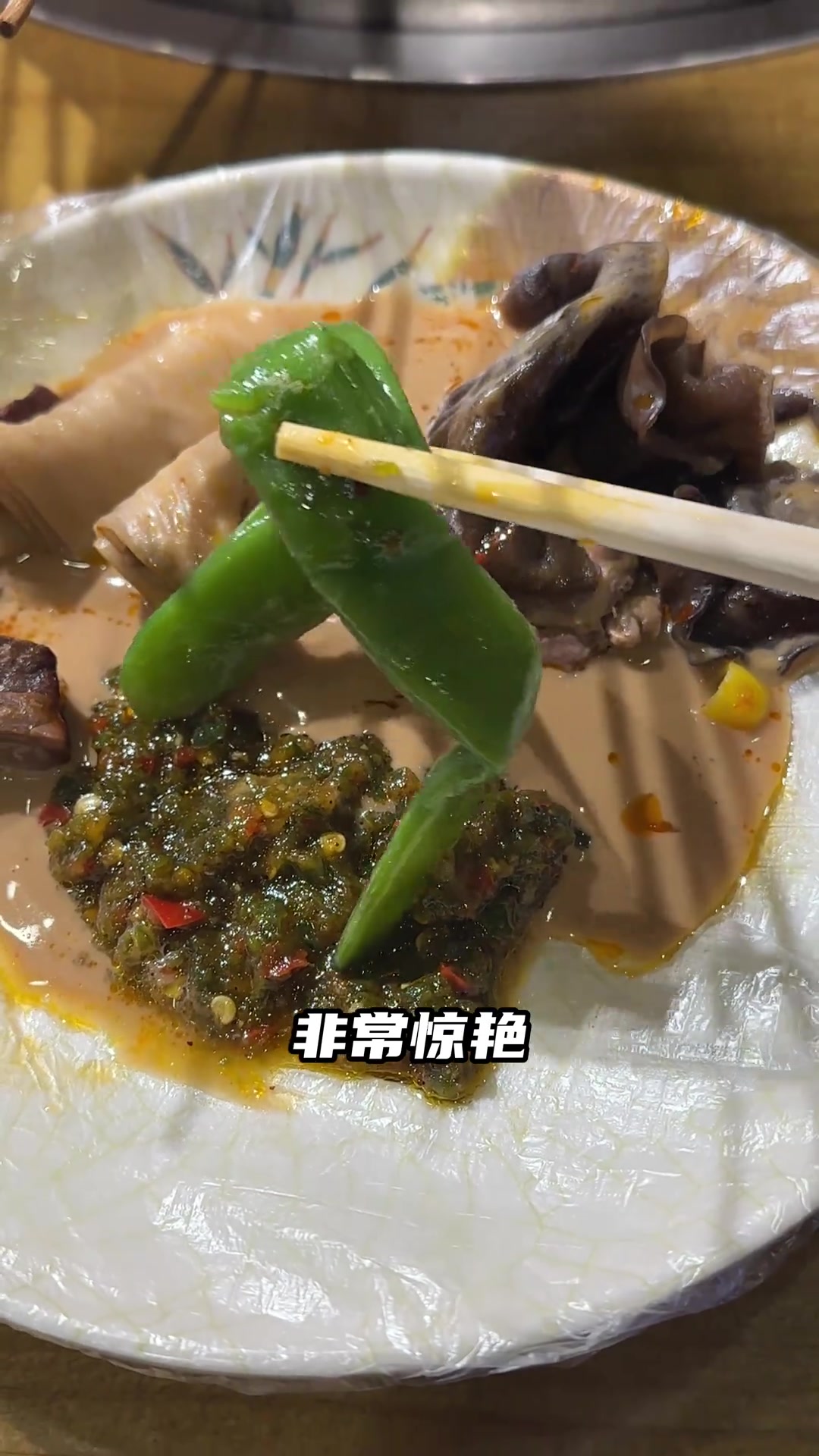 土豆回锅鸡太惊艳了在民族学院发现了好吃的土豆回锅鸡和特色炒烩肉,万达这里发现了好吃的串串,