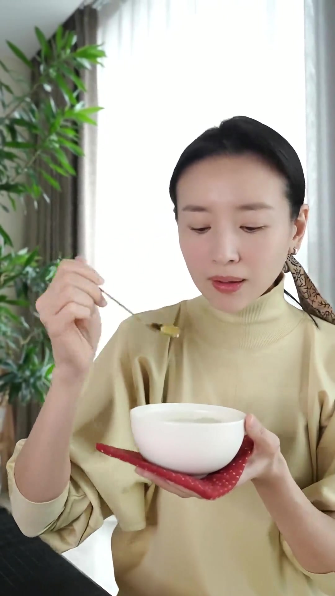 春季营养早餐燕窝鲜奶炖蛋,口感似双皮奶超好吃!