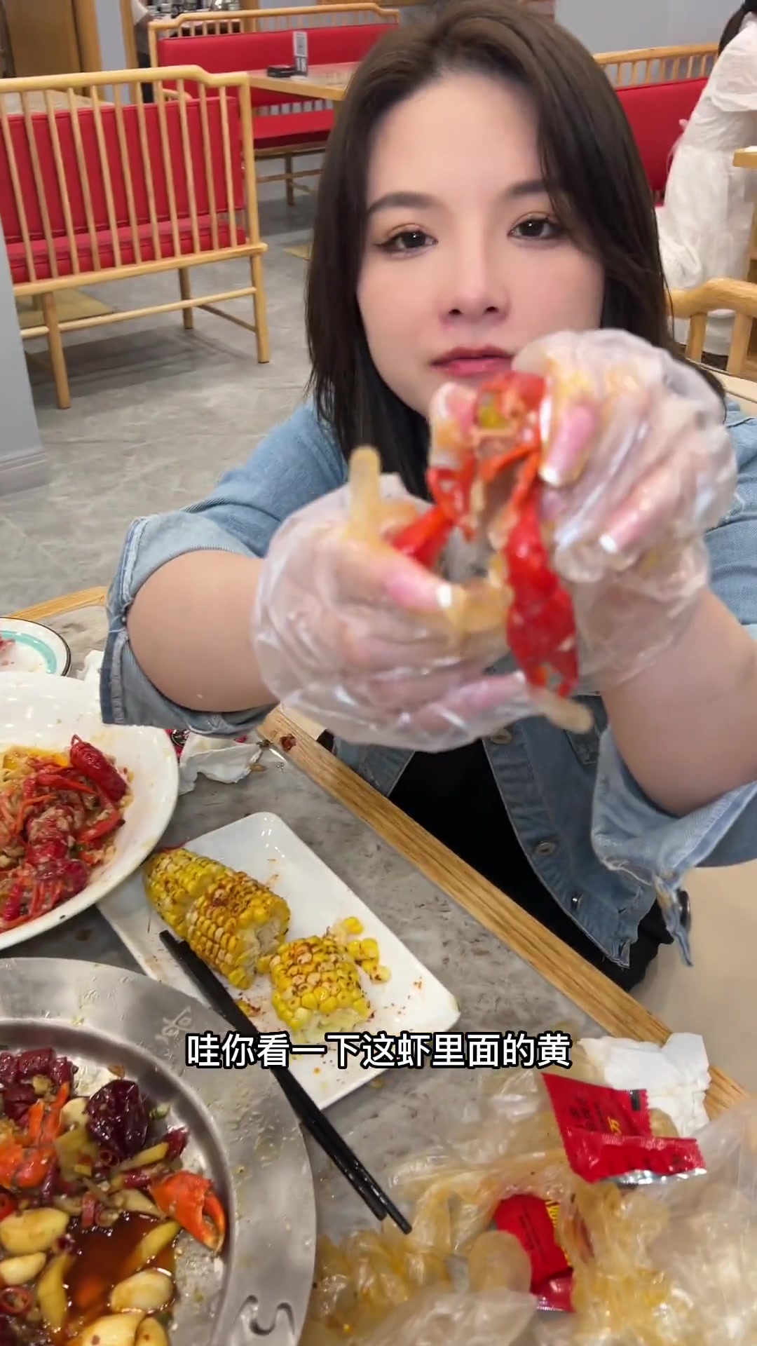 强烈推荐忆口香的蒜蓉小龙虾,我真的爱惨了!点了这么多年外卖不是没原因的