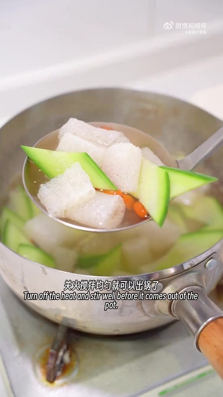 简单鲜美的夏季素汤「黄瓜竹荪汤」