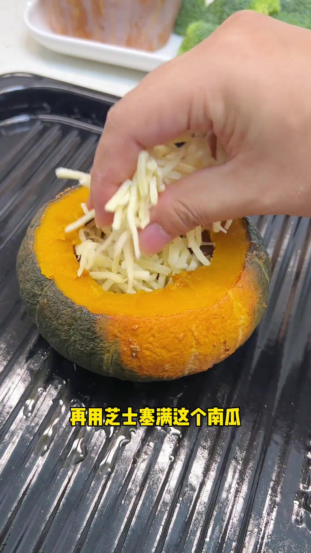老公做的万圣节限定炸鸡拼盘,怪可爱的