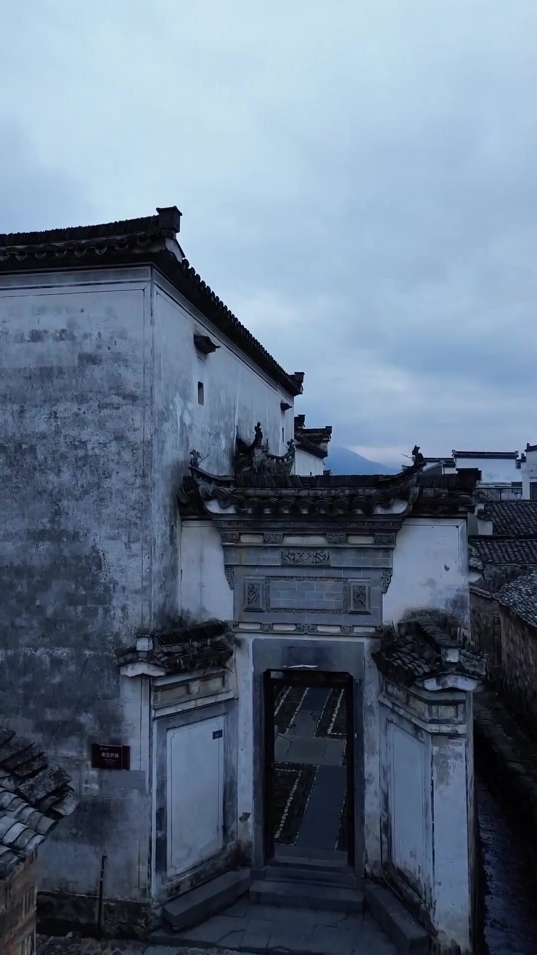 端午游玩，见到徽派建筑的门楼，你就知道古人的审美有多高了，旅