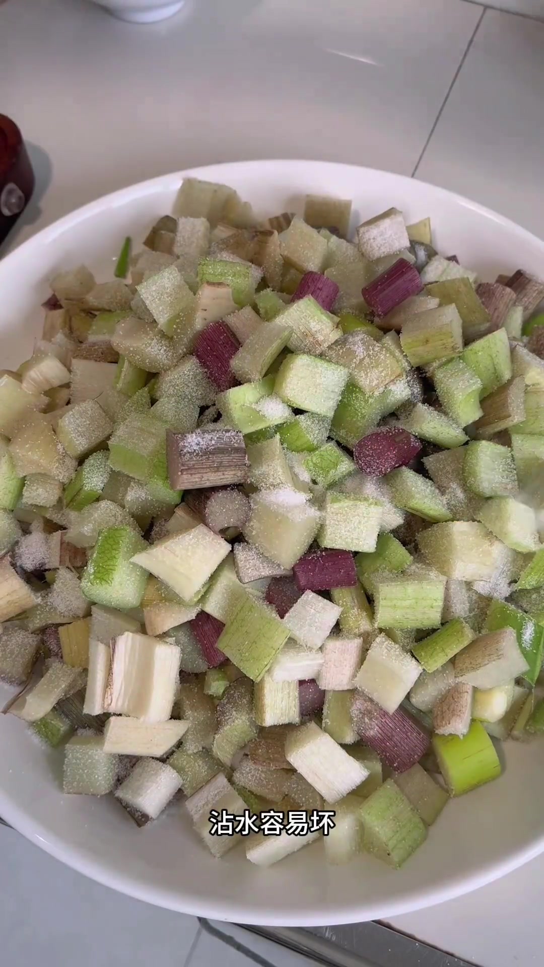 腌泡菜,分享酸芋头杆做法,据说超好吃!