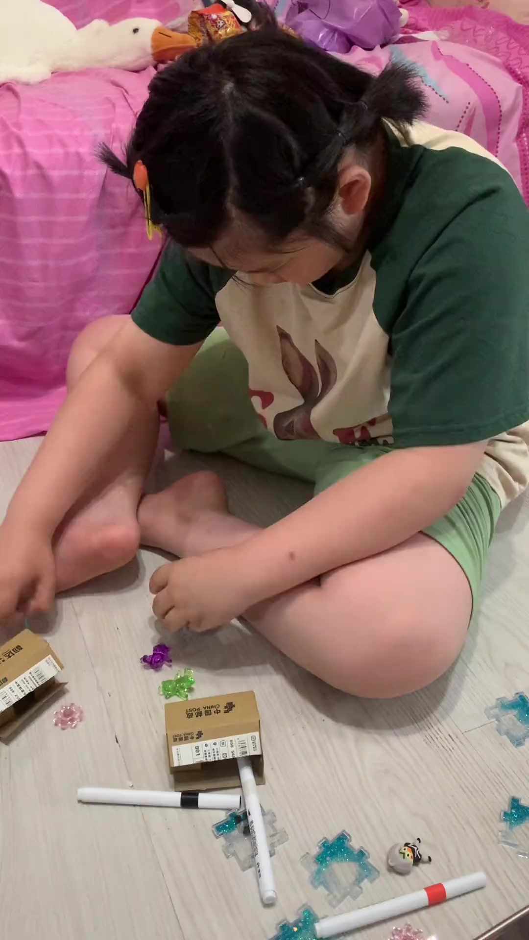 儿童节小朋友超爱卖的木鱼玩具,价格实惠还有王老吉!