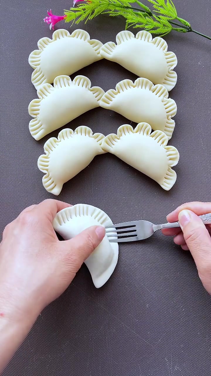 花边饺子