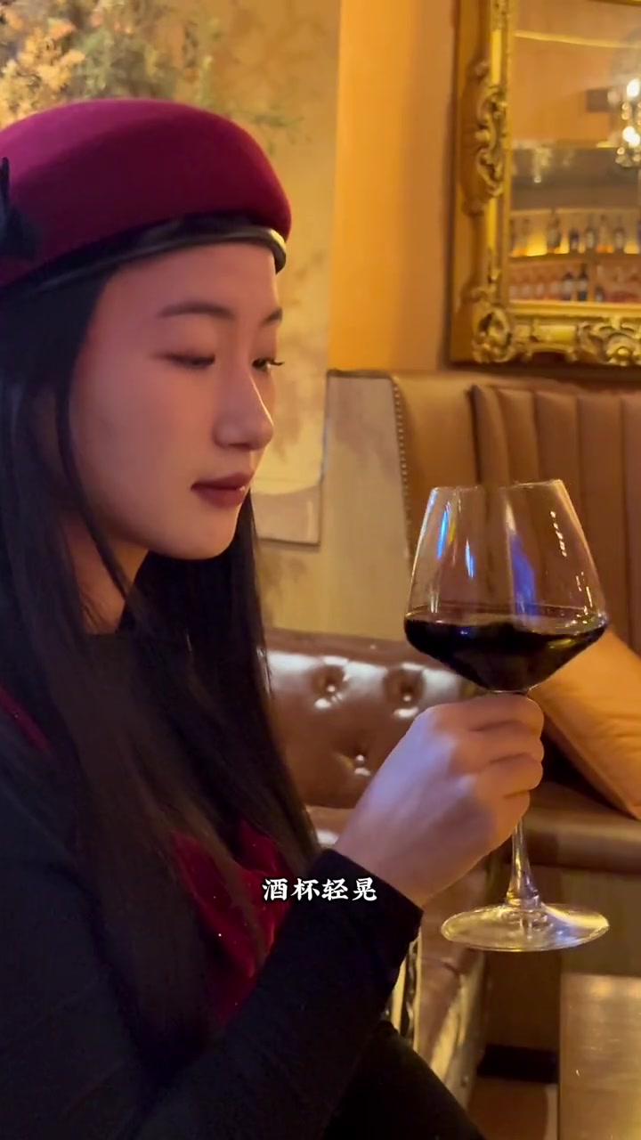 生活的浪漫时刻离不开宁夏贺兰山东麓葡萄酒