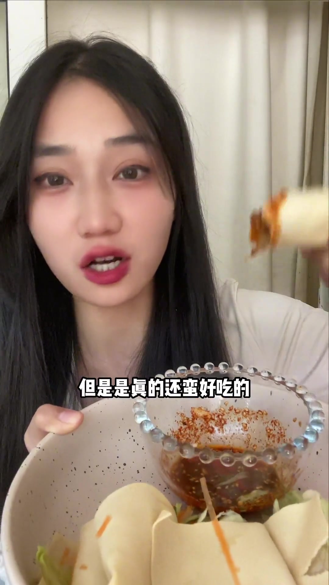 分享让我越吃越瘦的刷脂豆皮生菜卷,清爽解腻,真掉秤神器,很适合夏天,味道太赞啦～