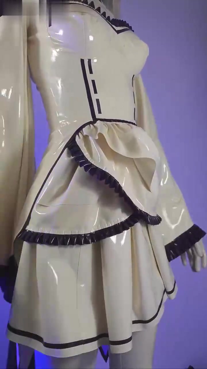 （原声）胶衣艾米莉亚抹增亮油与展示