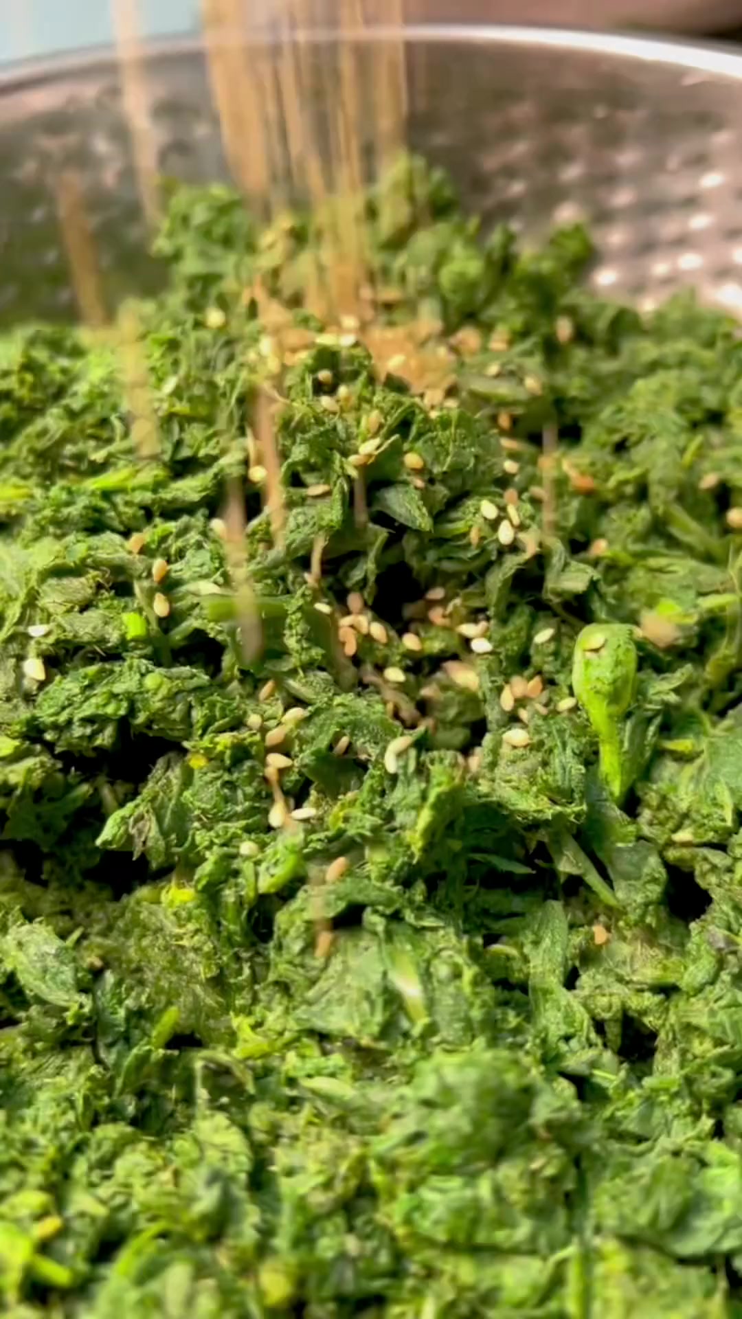 刺菜全身都是刺，但是好吃，作用也大！这种野菜拌凉菜全家都爱吃！