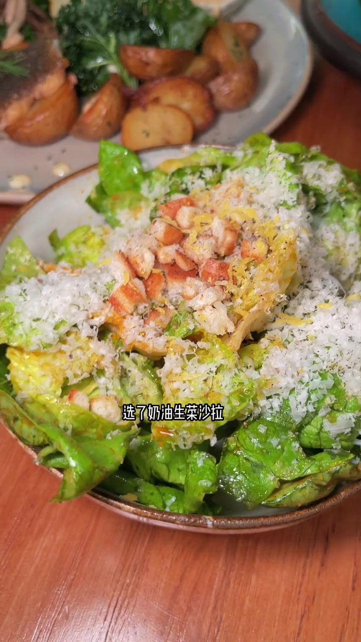 适合春天的brunch店，地中海氛围真的太有特色！拍照好出片～