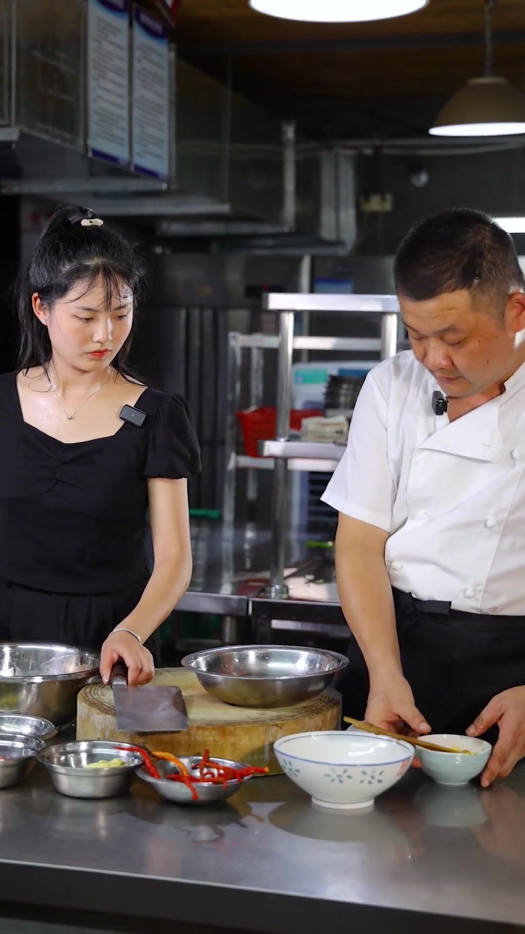 用腐乳拌脆骨你有试过吗，赶紧回去试一下非常起口味