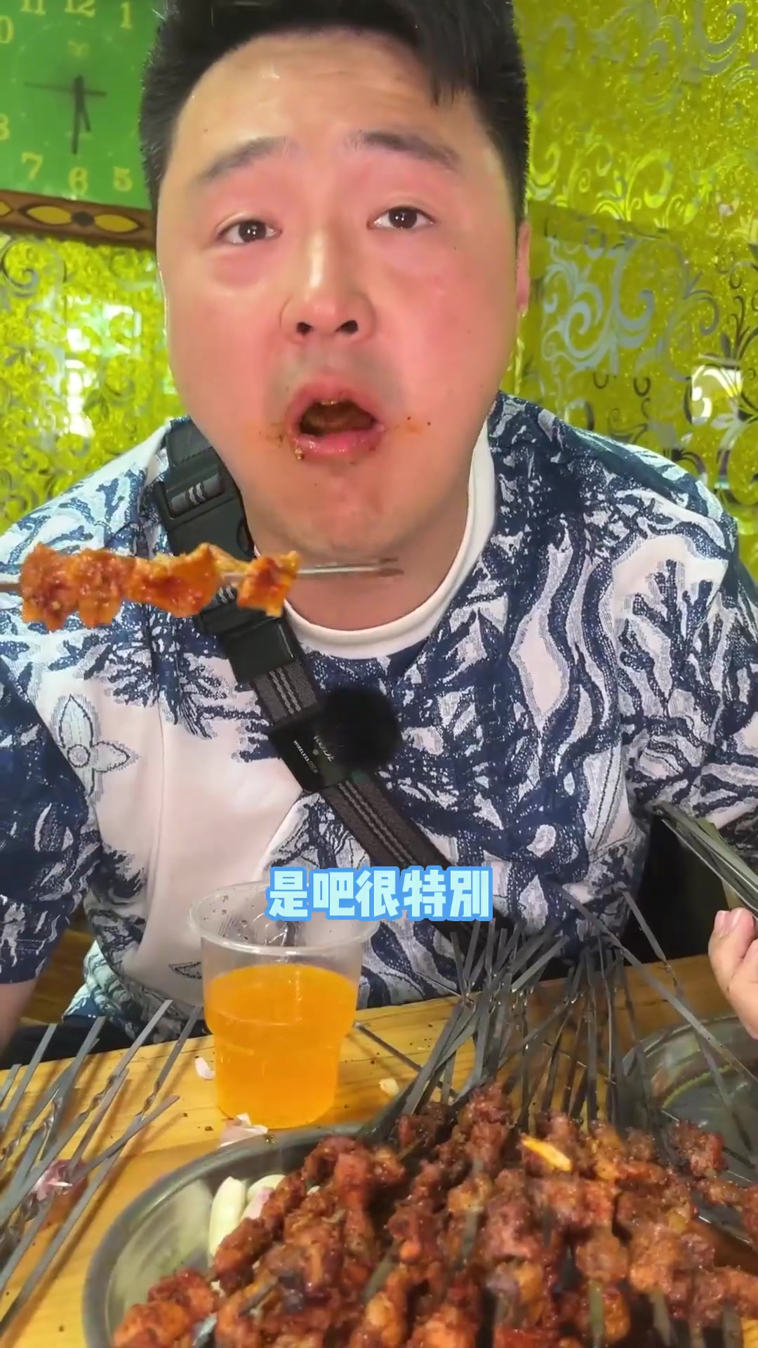 兰州的棚户烧烤都非常OK炭火气十足赶紧