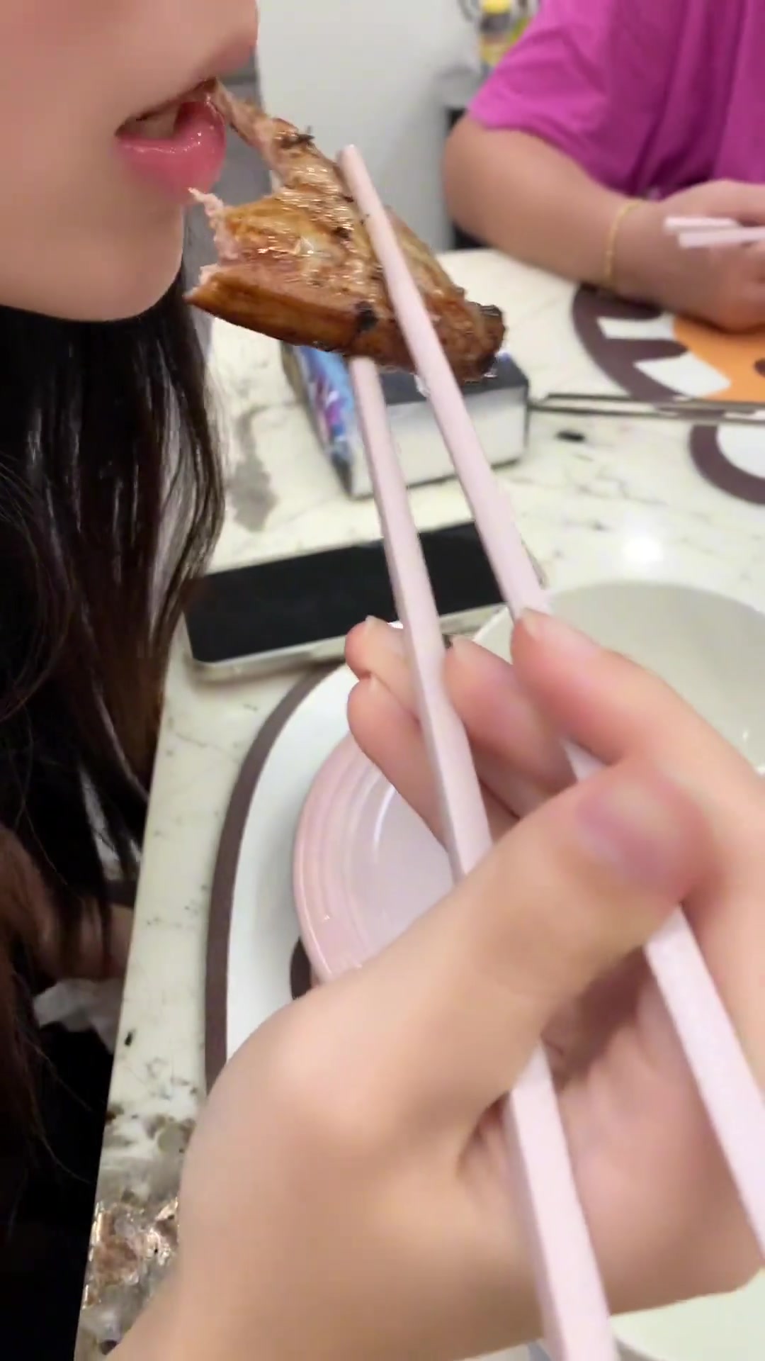 最美好的过节就是家人团聚