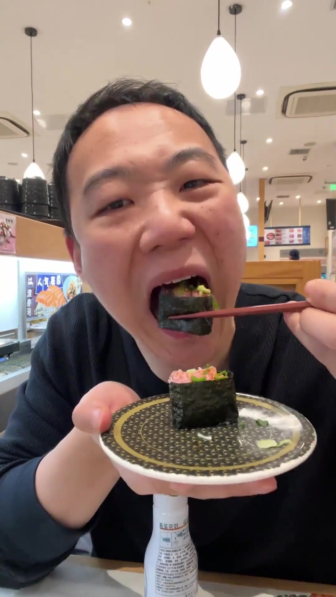 把你的口粮寿司店写在评论区！
