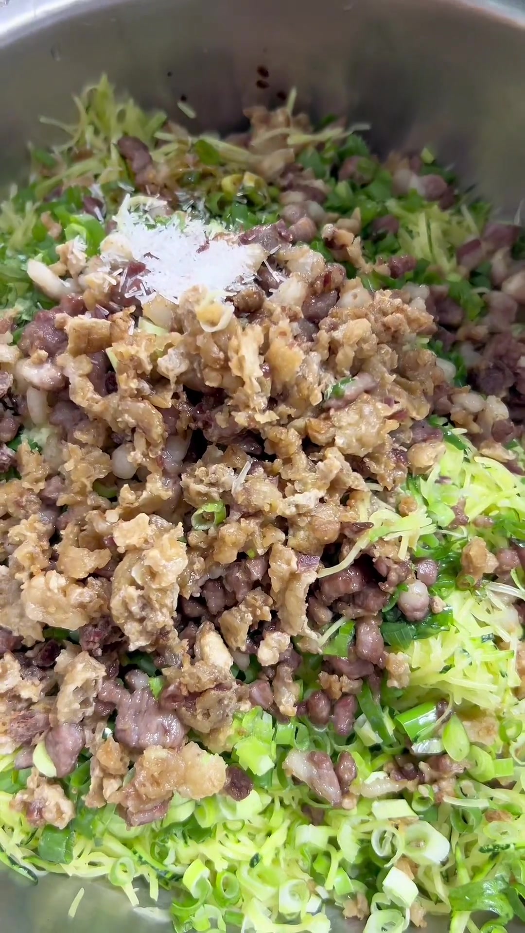 蚬肉菜瓜馅包子鲜一跟头