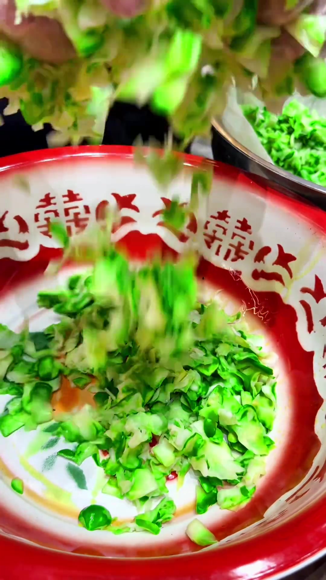 今日来做一道解油腻的菜肴