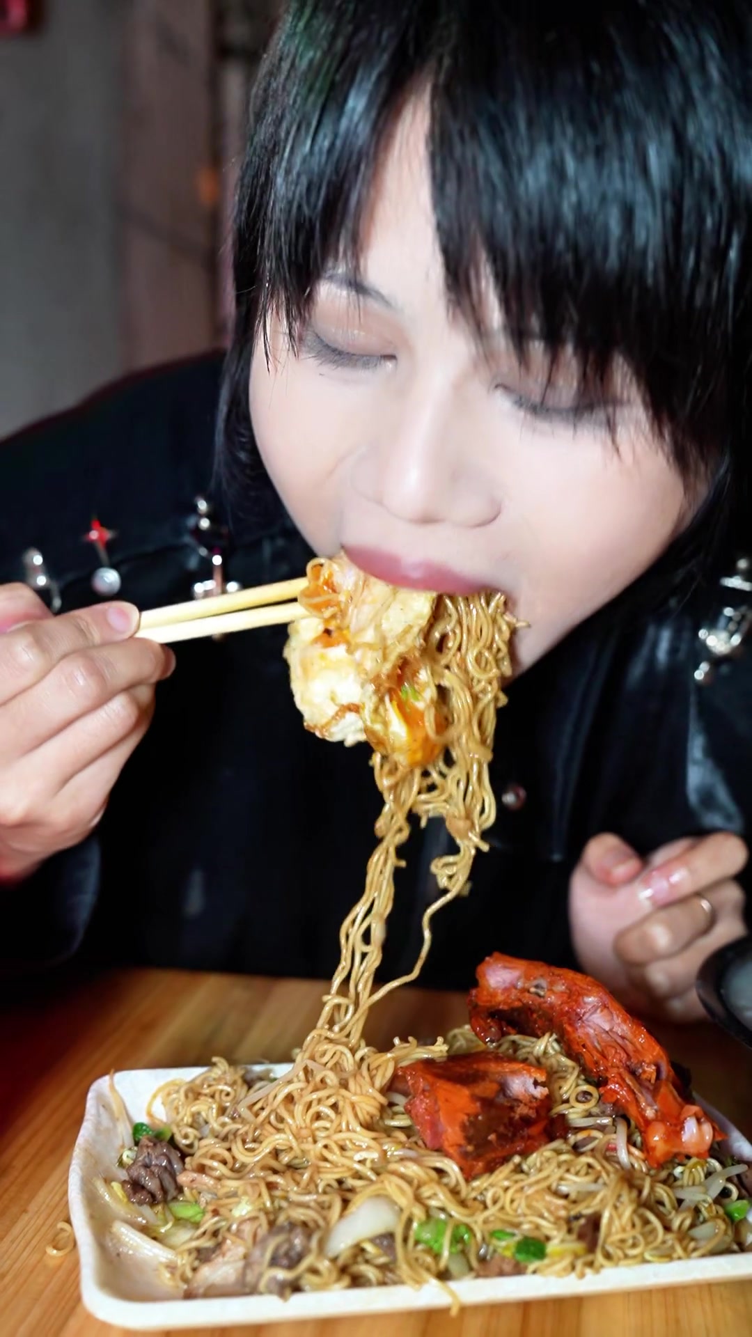 夜宵天花板——海南炒粉！我实在想不出谁能拒绝这如此美味的夜宵！