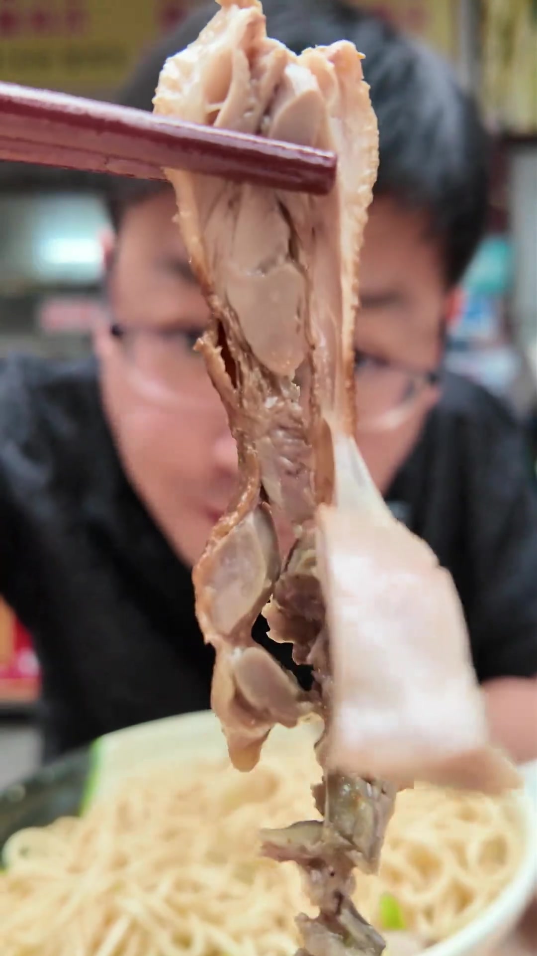 闽粤结合味熏鸭面,简简单单,吃得很舒服!