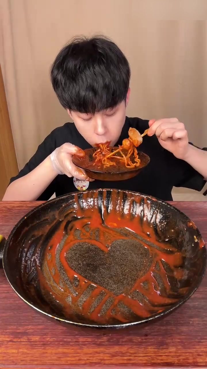 吃到一枚声控汉堡！