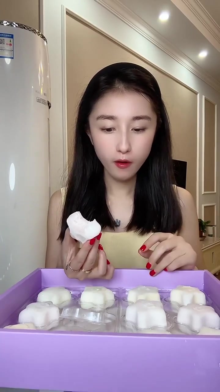 元祖新款星空冰淇淋,羊脂甘露味超好吃!