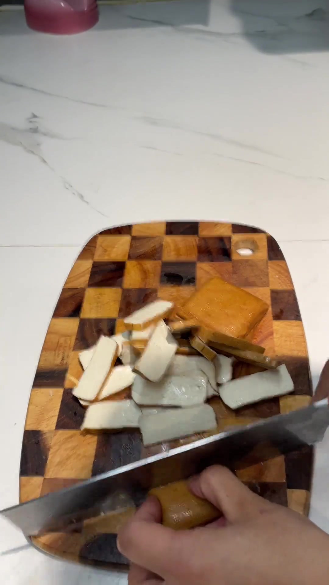 湖北菜风干鸡炖莴笋