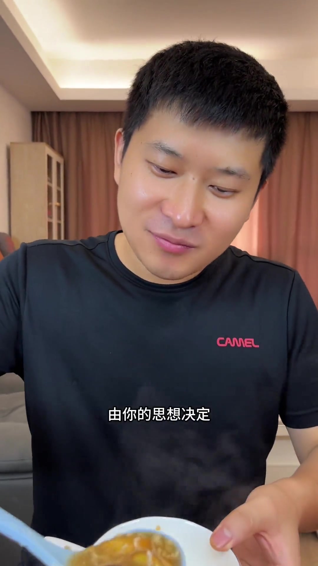 红薯醪糟汤，从小就一直爱吃，坐席桌上总是少不了的