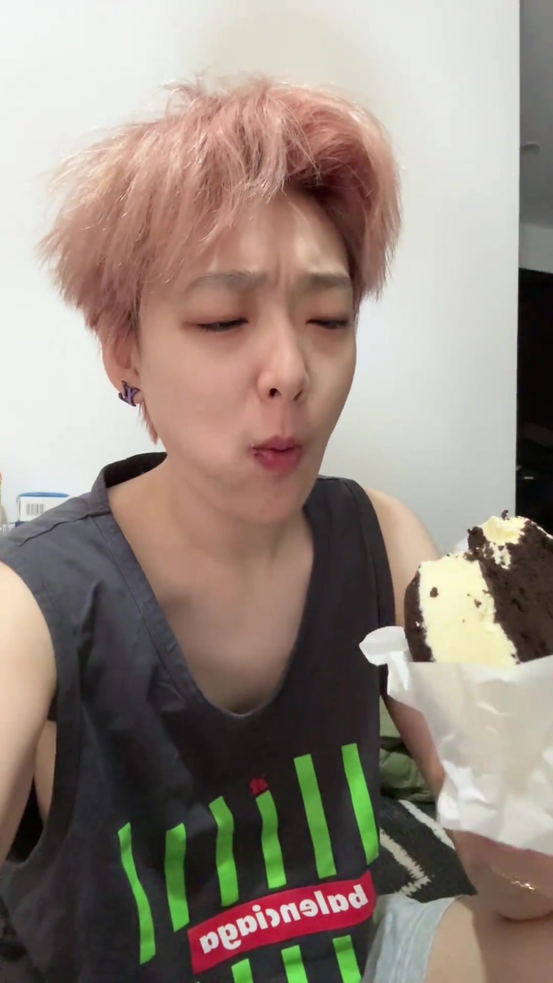 冰乳酪蛋糕拿捏住我诶