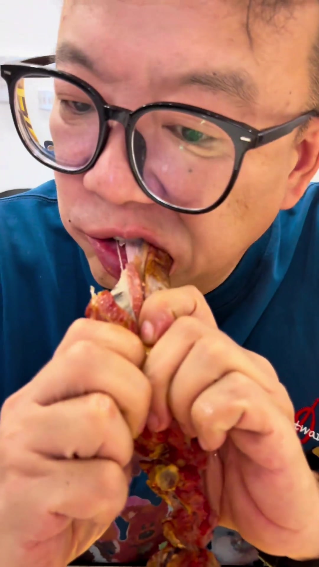 来新疆玩高低得吃一顿架子肉你推荐个排名第二的