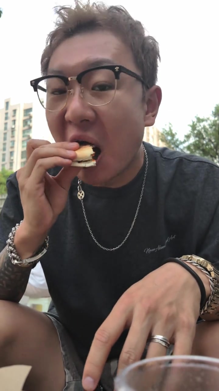 西安北郊街边烧烤老味道烤鱼柳一绝