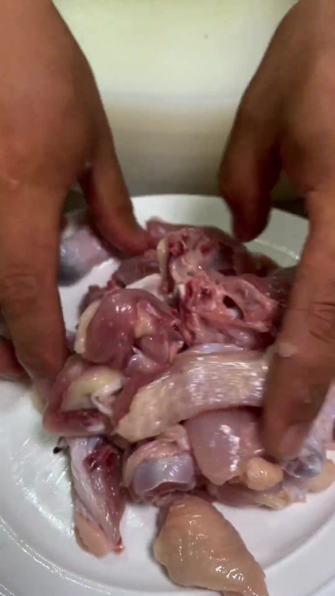 经典老广家常菜!姜葱炒鸡做法简但超费米饭～