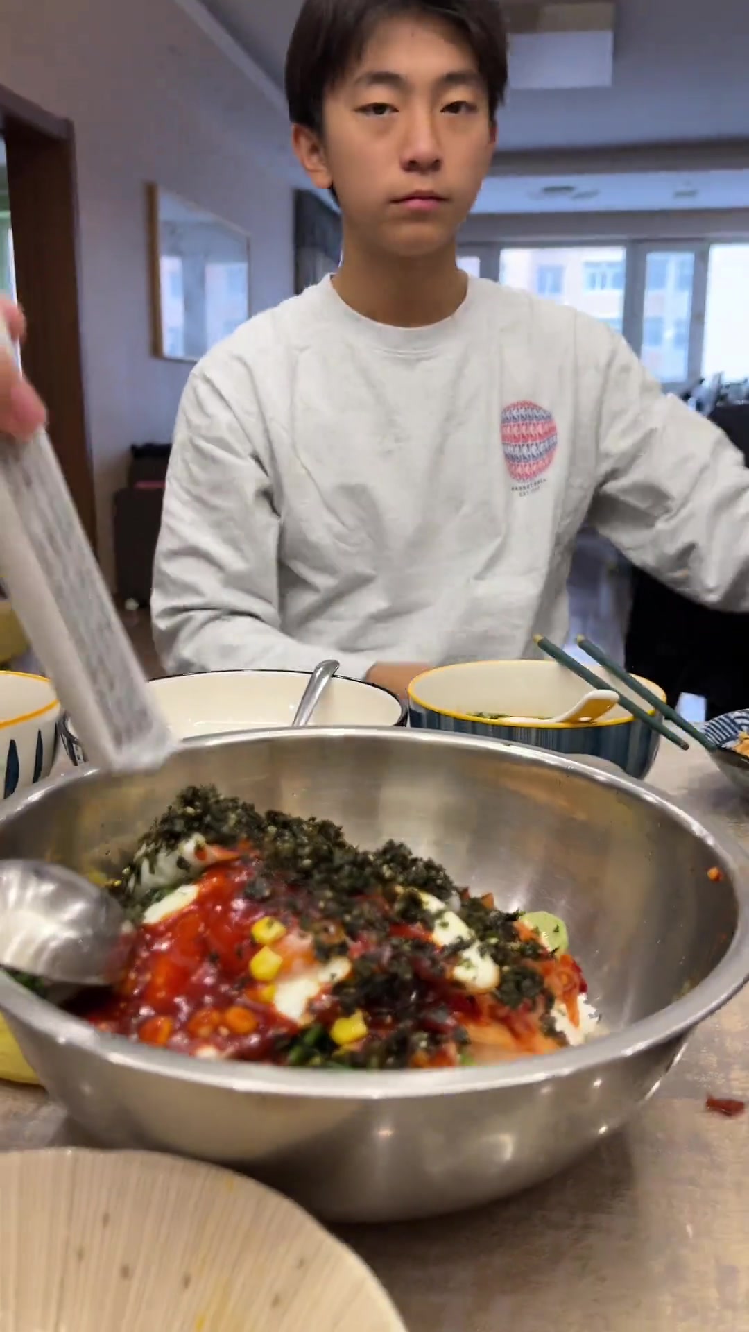 今日早餐韩式大盆拌饭,哎!我又没扛住诱惑