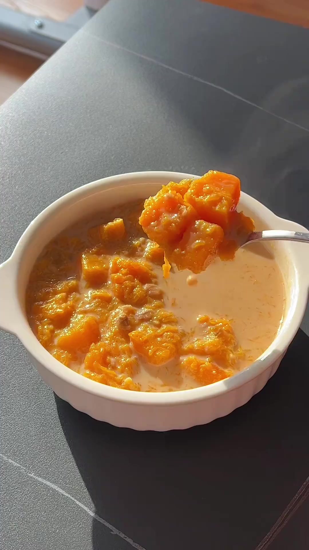 牛奶南瓜燕麦粥,超爱的减脂早餐,奶香浓郁超级好喝～