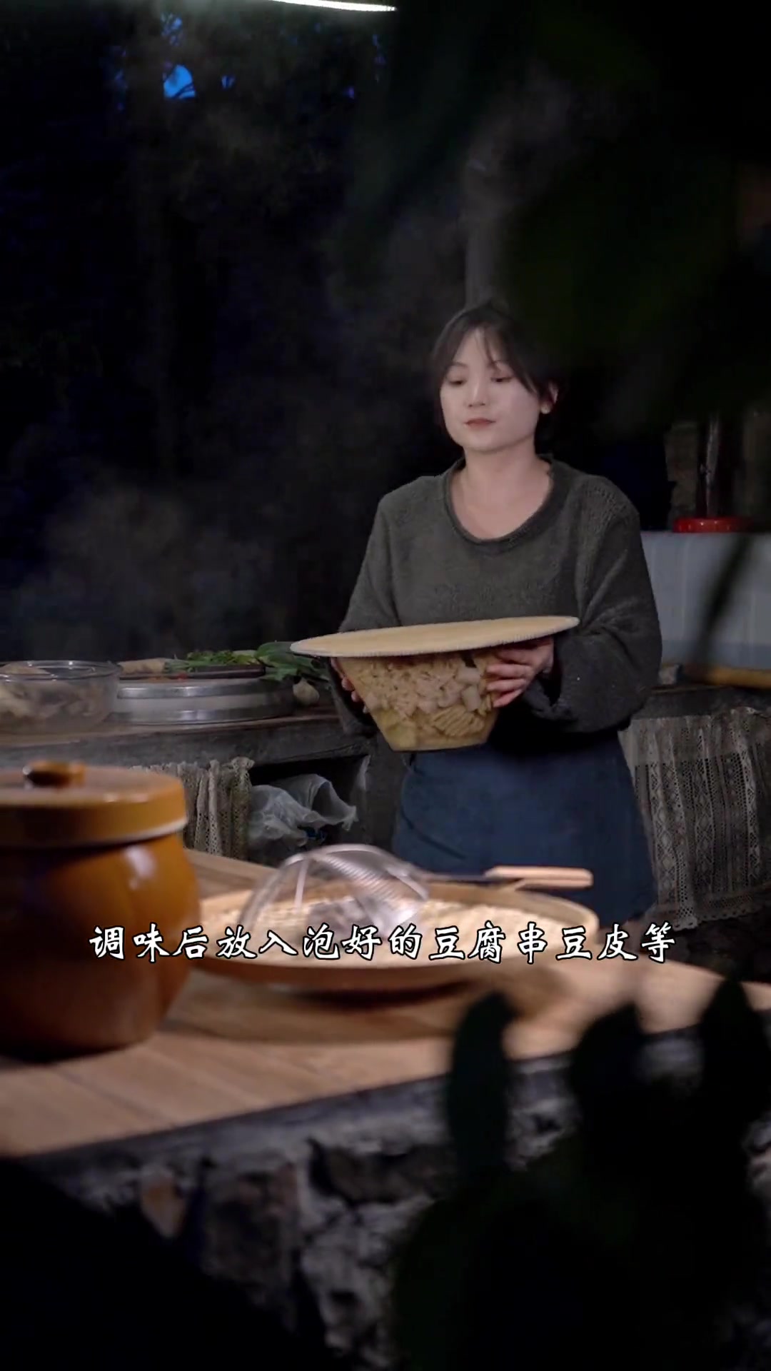 能把人馋哭的鸡汁豆腐串,汁水饱满,麻辣鲜香