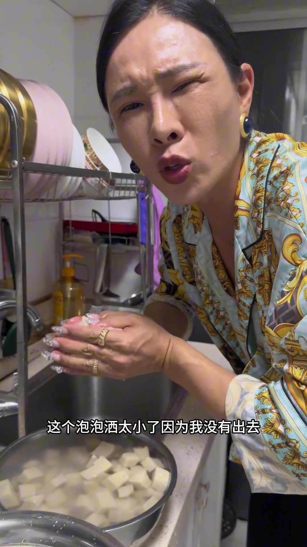 好久没做饭,今日安排芝麻酱拌面筋,超爽口!