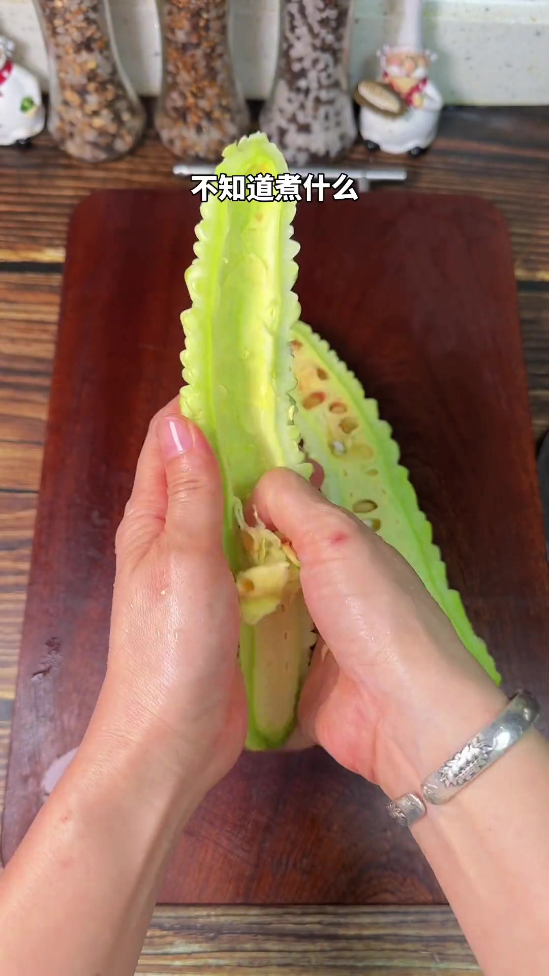 闽南人不知吃啥就煮米粉汤,简单美味,炒着吃也香