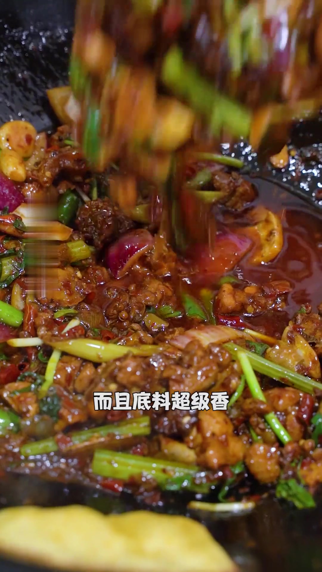 贵阳一家迷倒无数吃货的土灶柴火鸡