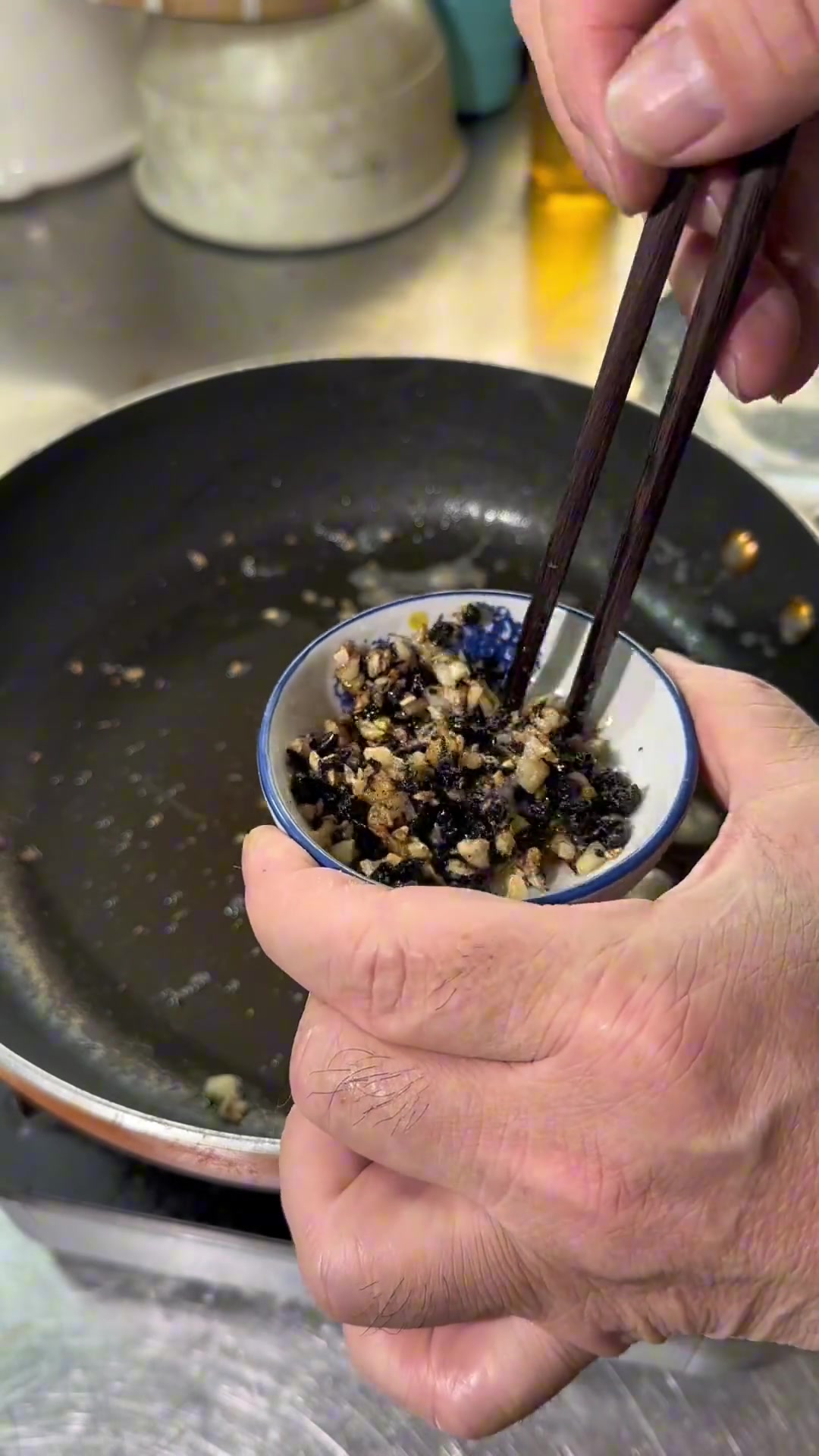 看看这条是不是杉尾鱼